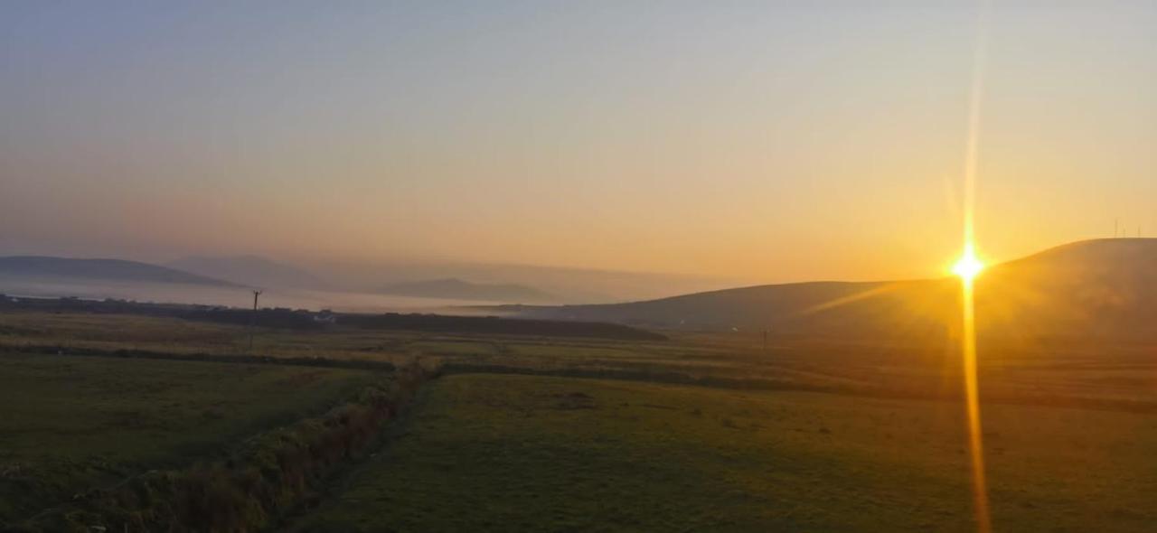 Skellig View Harbour View Sunrise Apartment Portmagee Exteriör bild