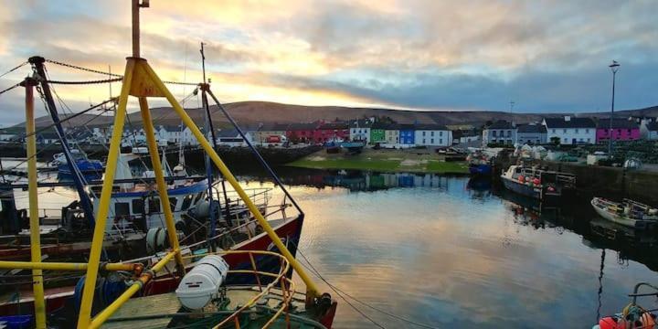 Skellig View Harbour View Sunrise Apartment Portmagee Exteriör bild